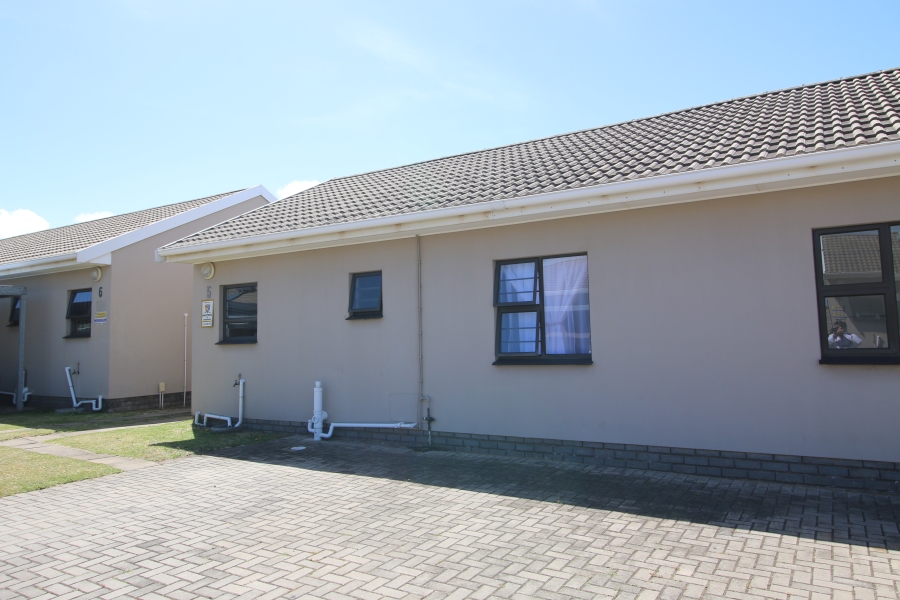 2 Bedroom Property for Sale in Gonubie Eastern Cape